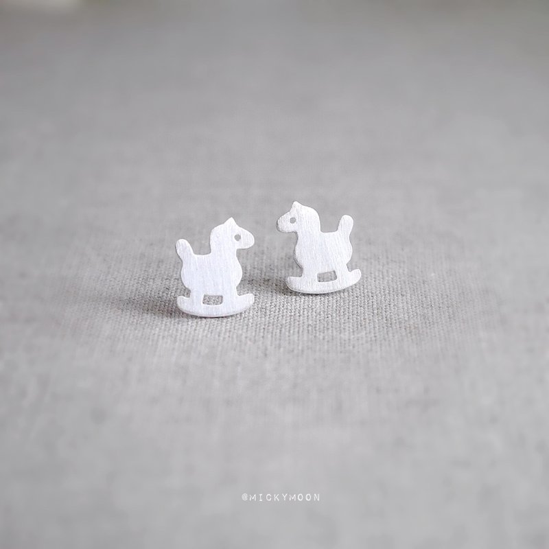 Rocking horse Silver Earrings,925 Sterling Silver - 耳环/耳夹 - 纯银 银色