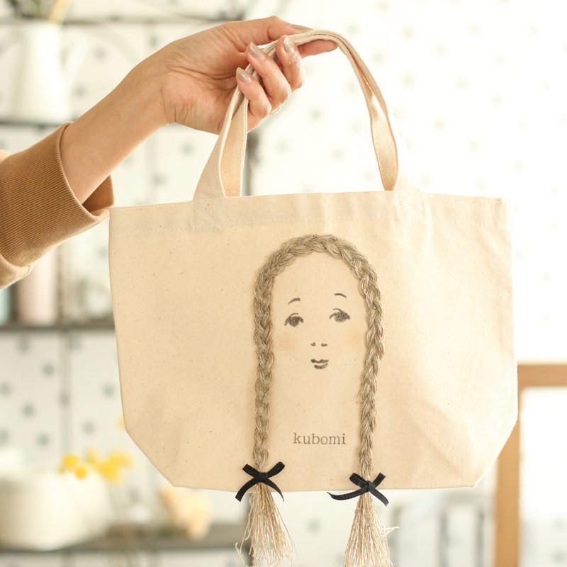 辫子女孩 棉质托特包 - 手提包/手提袋 - 棉．麻 白色