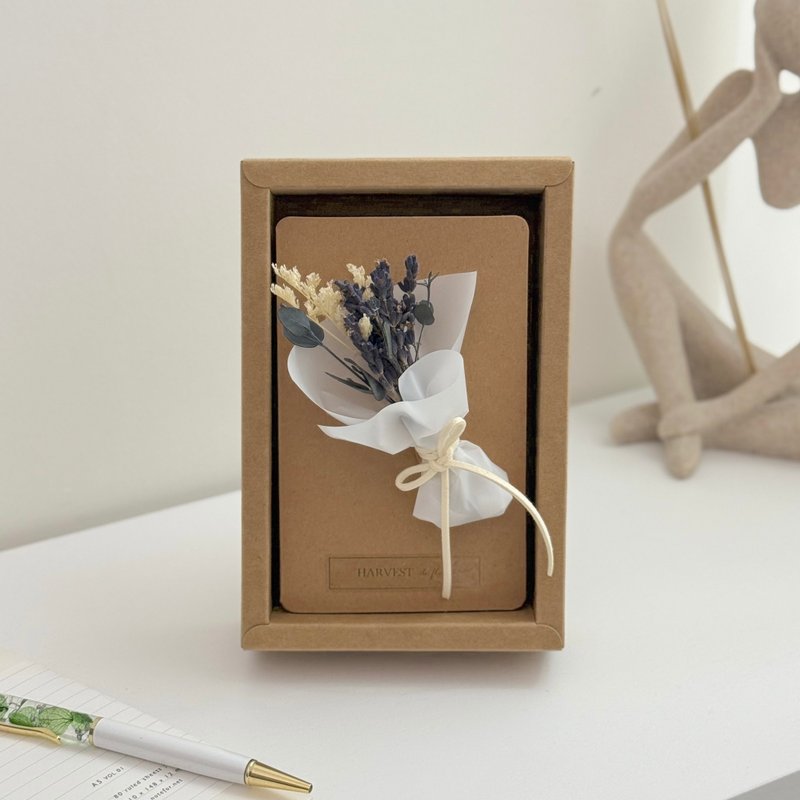 文青永生花束卡片 慢生活里的祝福(内页可写) 生日卡片 告白卡片 - 干燥花/捧花 - 植物．花 卡其色