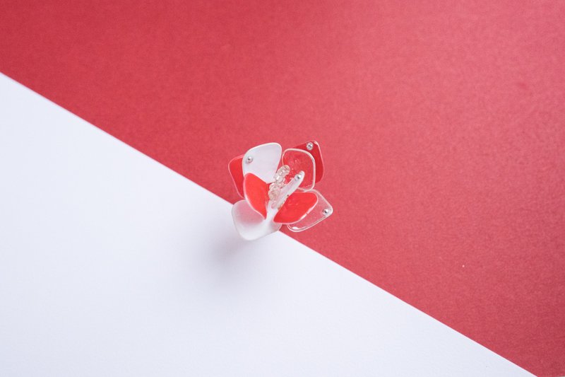 红白相间 手工树脂耳环 - 耳环/耳夹 - 树脂 红色