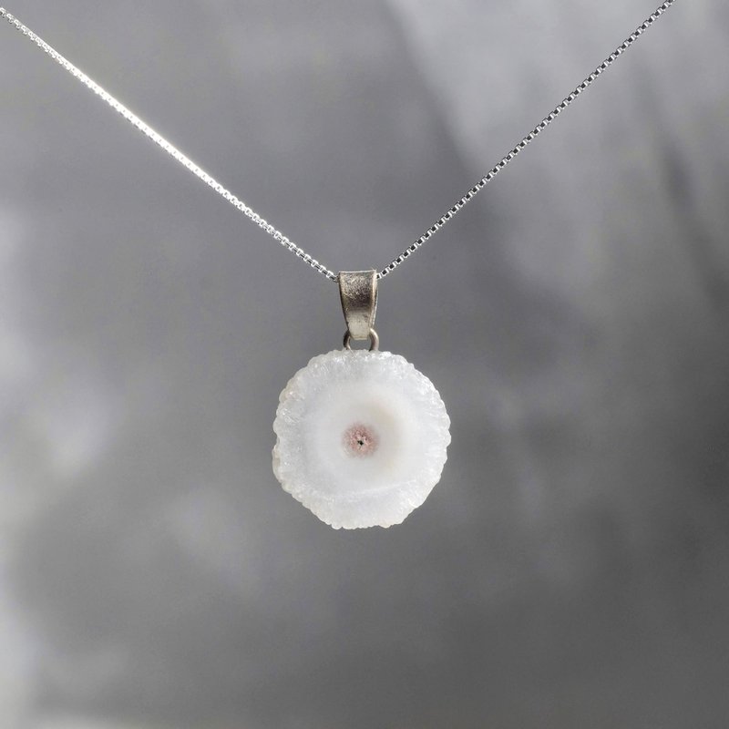 一图一物│#430 天然玛瑙切片水晶项链 安定心灵 开运招人缘 定制 - 项链 - 水晶 白色