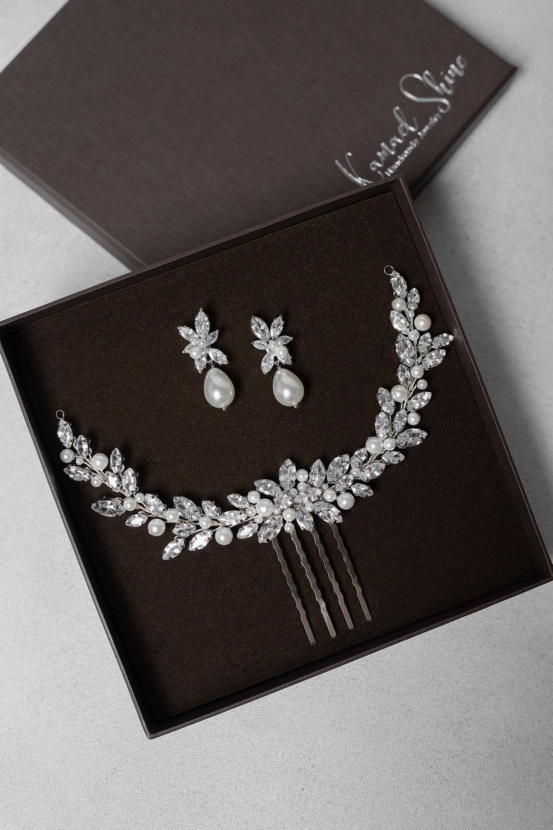 Shiny cubic zirconia pearl bridal jewelry set, Wedding hair wreath and earrings - 发饰 - 贝壳 白色