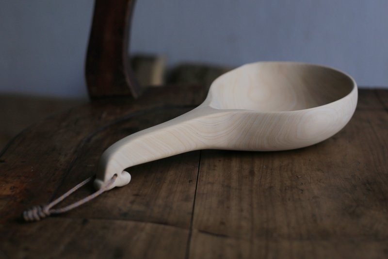 木头 | 一把大木瓢 | 舀水或其他 木勺 | 榉木 | 整木制作 无拼接 - 汤勺/锅铲 - 木头 