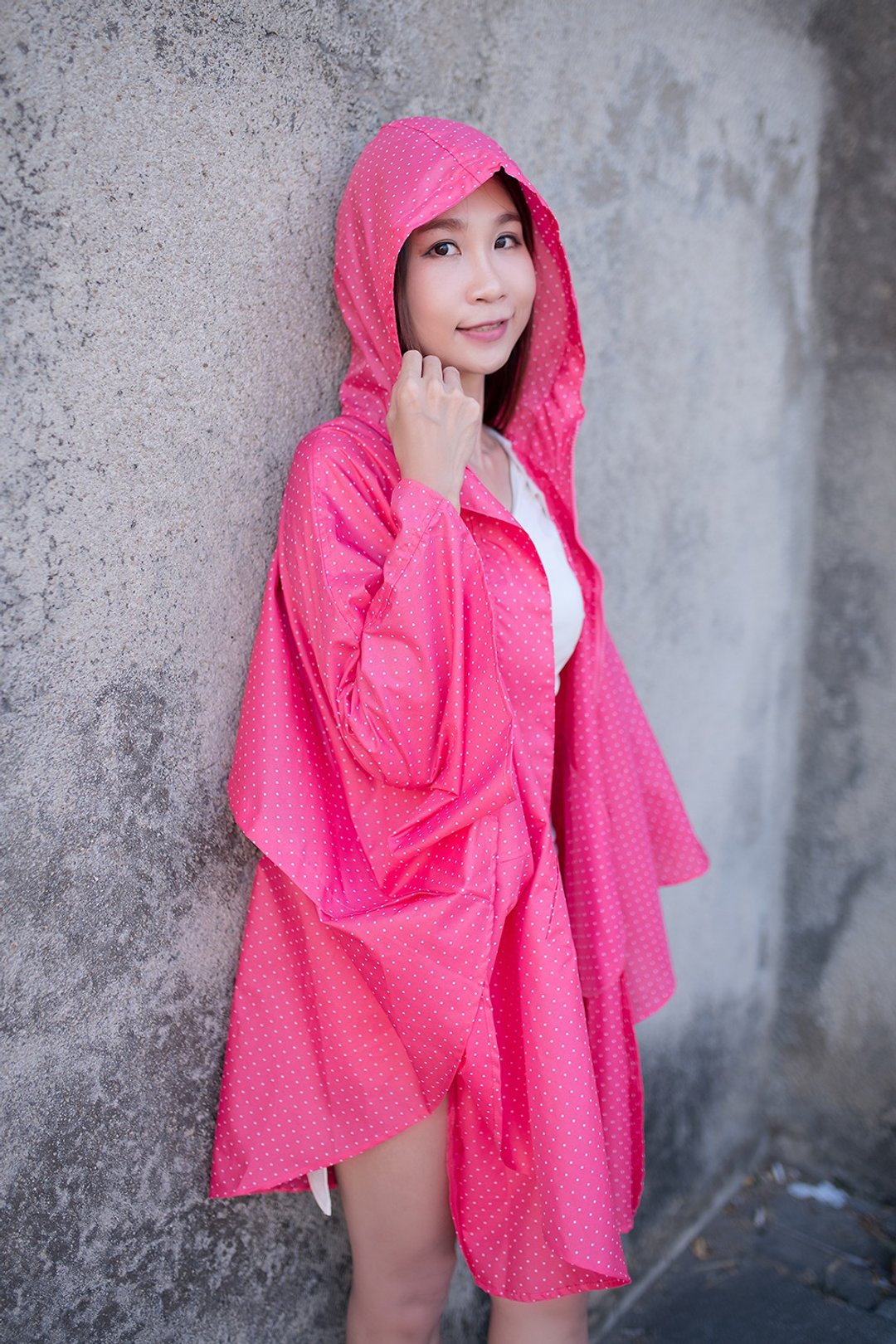 Unni甜美精灵防水风衣 雨衣  raincoat  雨风衣 防风 防拨水 遮曬 - 女装休闲/机能外套 - 防水材质 粉红色
