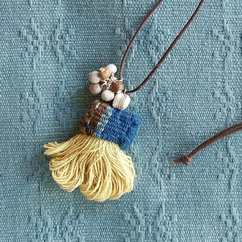 Yellow Fringe Necklace / Karen Silver Handwoven Cloth Plant Dyed Thread Juzudama job's tears Tassel - 项链 - 棉．麻 黄色