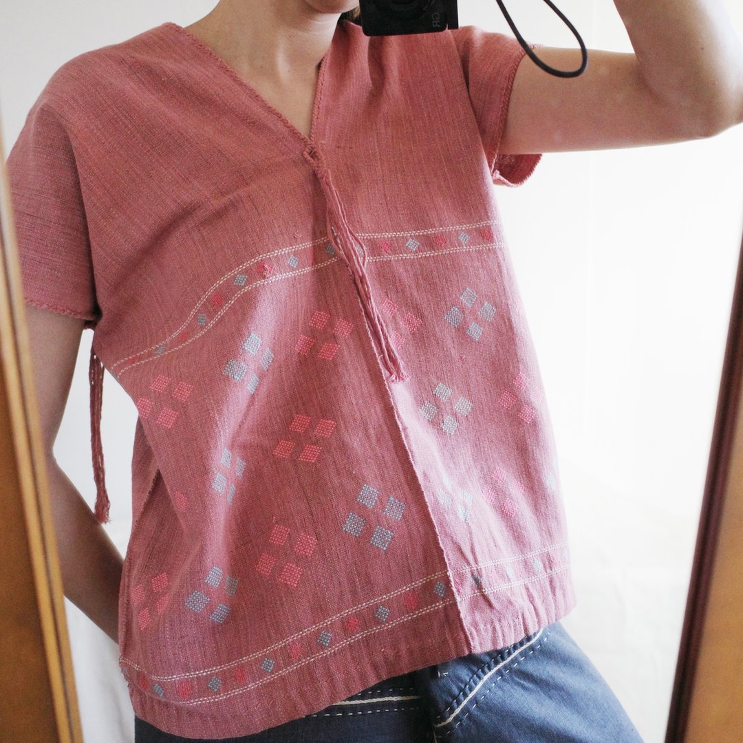 Karen shirt 泰北山岳民族克伦族手织布手工刺绣天然染织上衣 - 女装上衣 - 棉 
