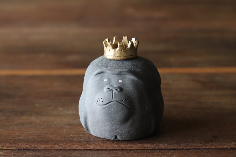 Animal Vase Gorilla King [Made-to-Order] - 陶艺 - 陶 黑色