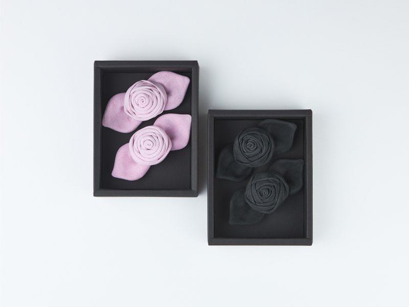 LEBE 双玫瑰花 配饰 - 其他 - 真皮 粉红色