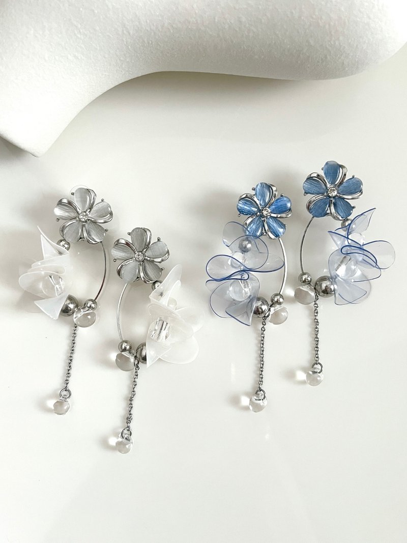 【Pinkoi限定】花耳环 / 花耳扣 / PVC耳环 / PVC耳扣 - 耳环/耳夹 - 压克力 白色