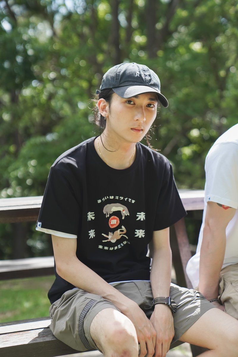 慵懒猫 未来还未来 - 黑 复古红  Tee T-Shirt  【  生日 】 - 男装上衣/T 恤 - 棉．麻 