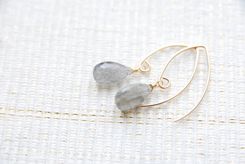 Labradorite of Marquis hook earrings (14kgf) - 耳环/耳夹 - 宝石 灰色