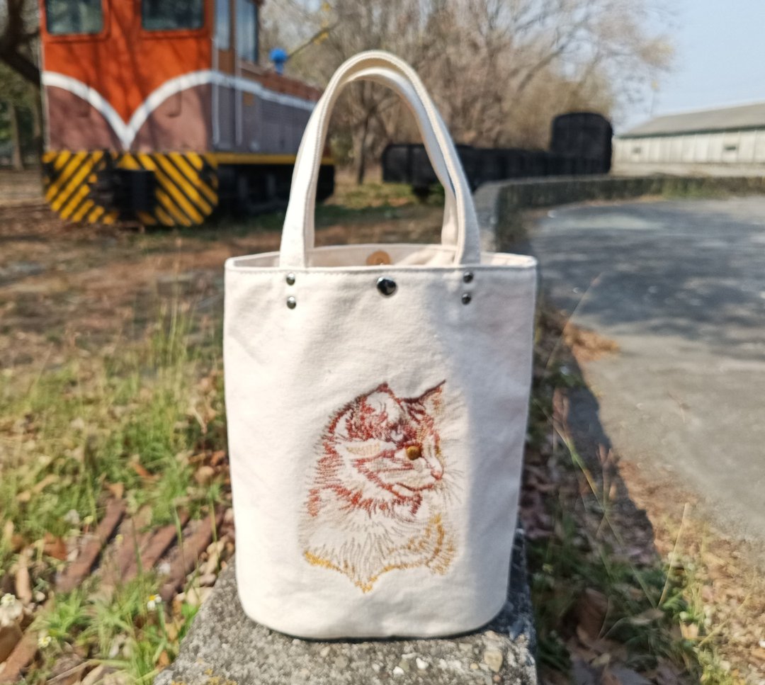 猫  刺绣 小提袋  胚布袋 手提袋 - 手提包/手提袋 - 棉 