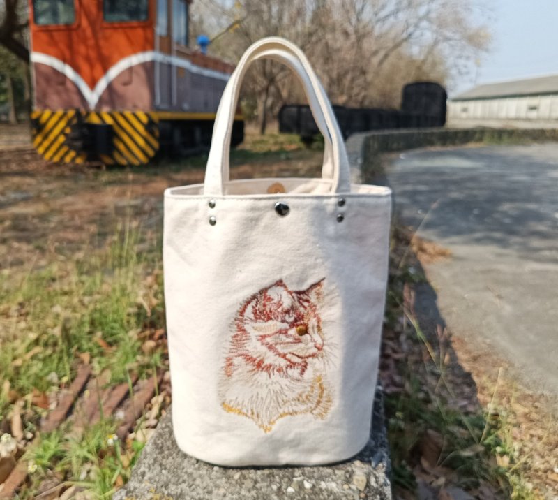 猫  刺绣 小提袋  胚布袋 手提袋 - 手提包/手提袋 - 棉．麻 