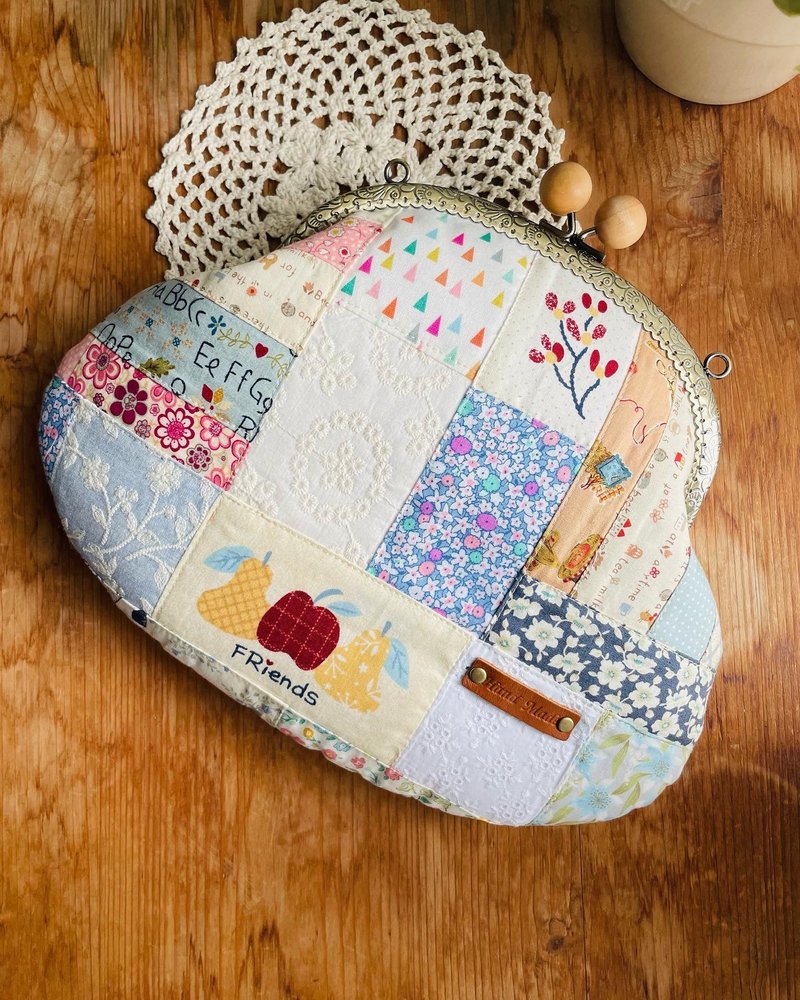 拼布风口金侧背包 - 侧背包/斜挎包 - 棉．麻 