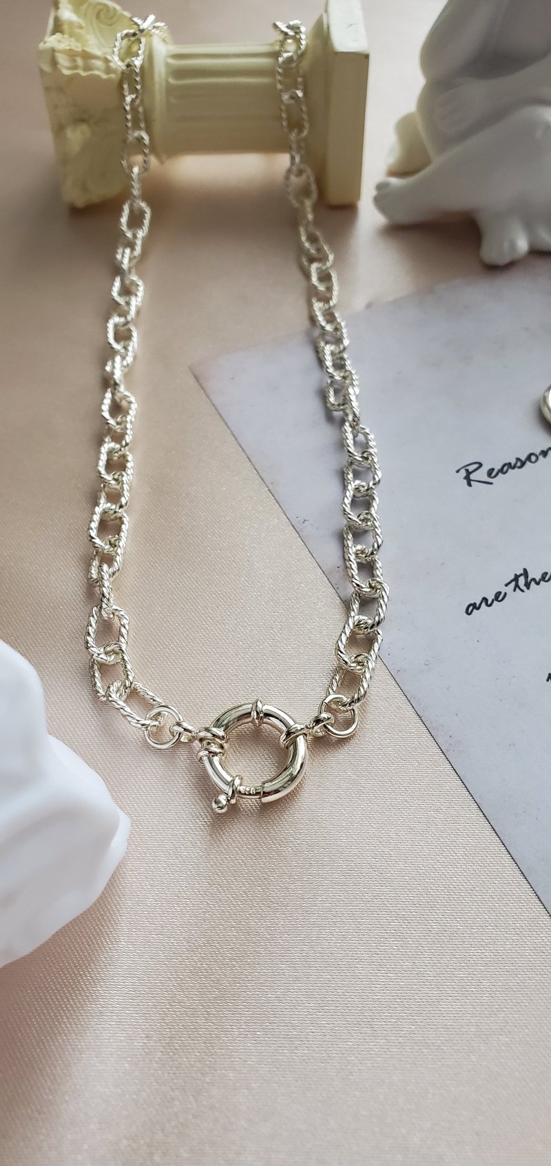 黄铜镀银 麻花项链 ~ 基本链条项链 ~ 纯银大扣头项链 ~ 粗项链 - 项链 - 其他金属 银色