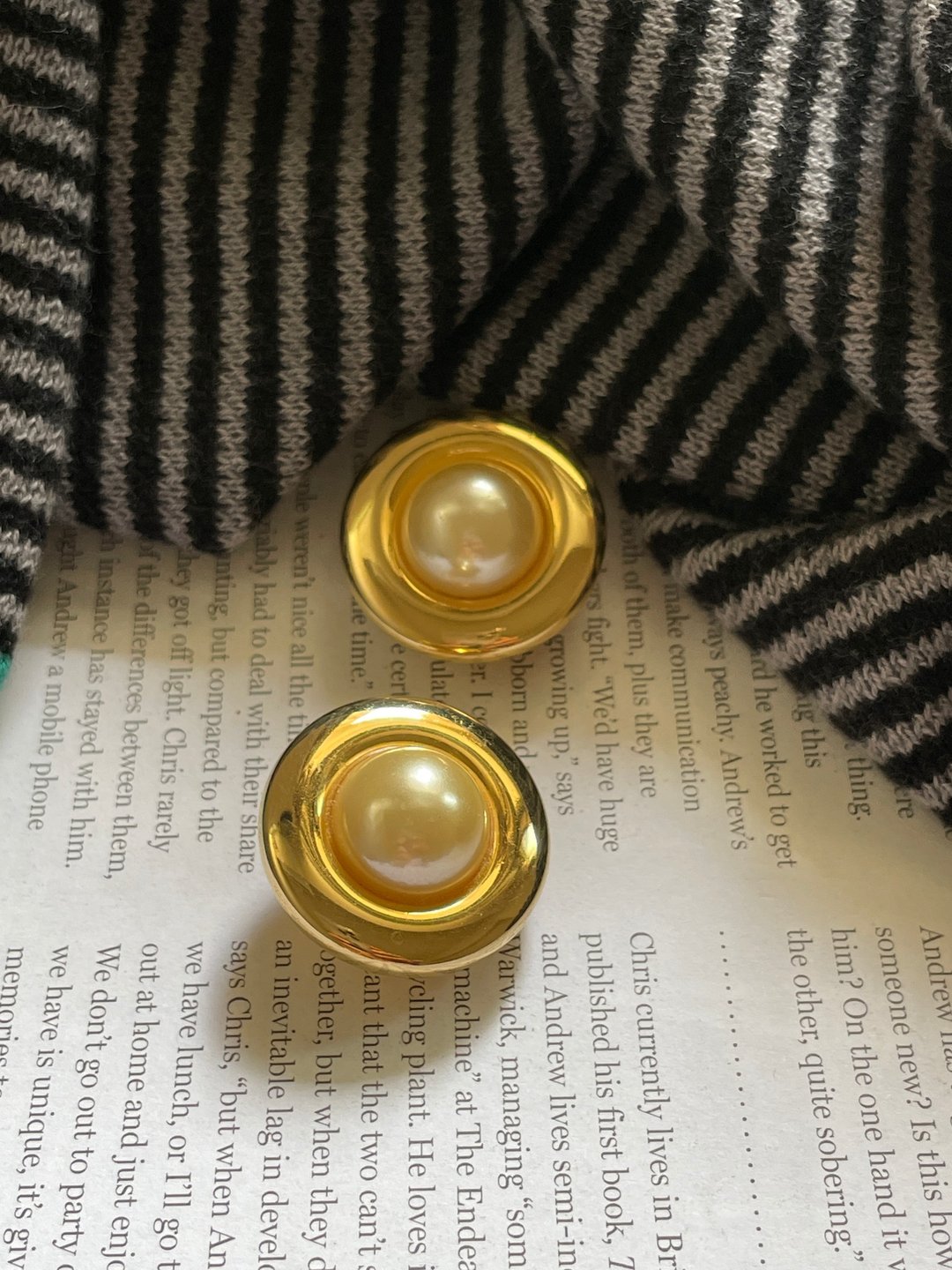 老又好古董珠宝 金色圆形珍珠夹式耳环  C201 - 耳环/耳夹 - 其他金属 金色