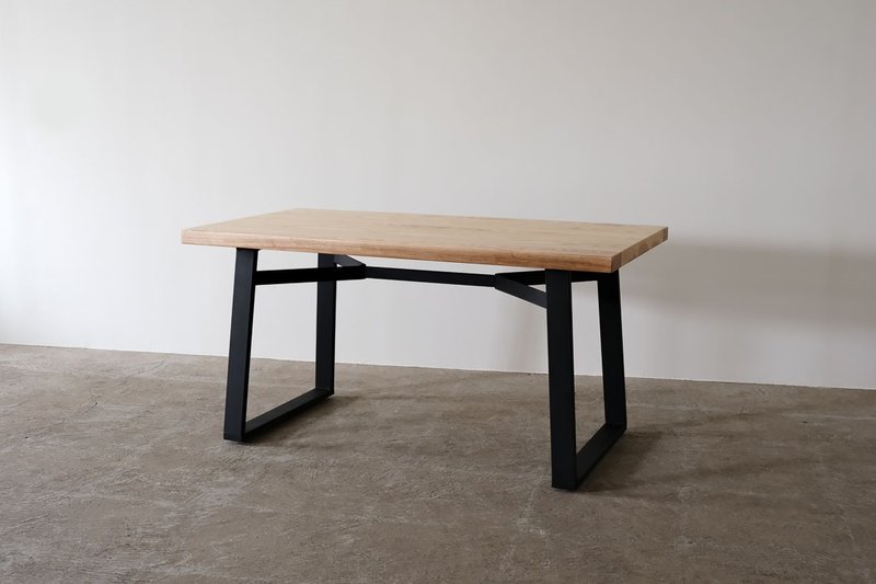 木岛家具BOKTO || 栓木 || 客订实木桌板 餐桌 工作桌 搭配铁脚 - 餐桌/书桌 - 木头 