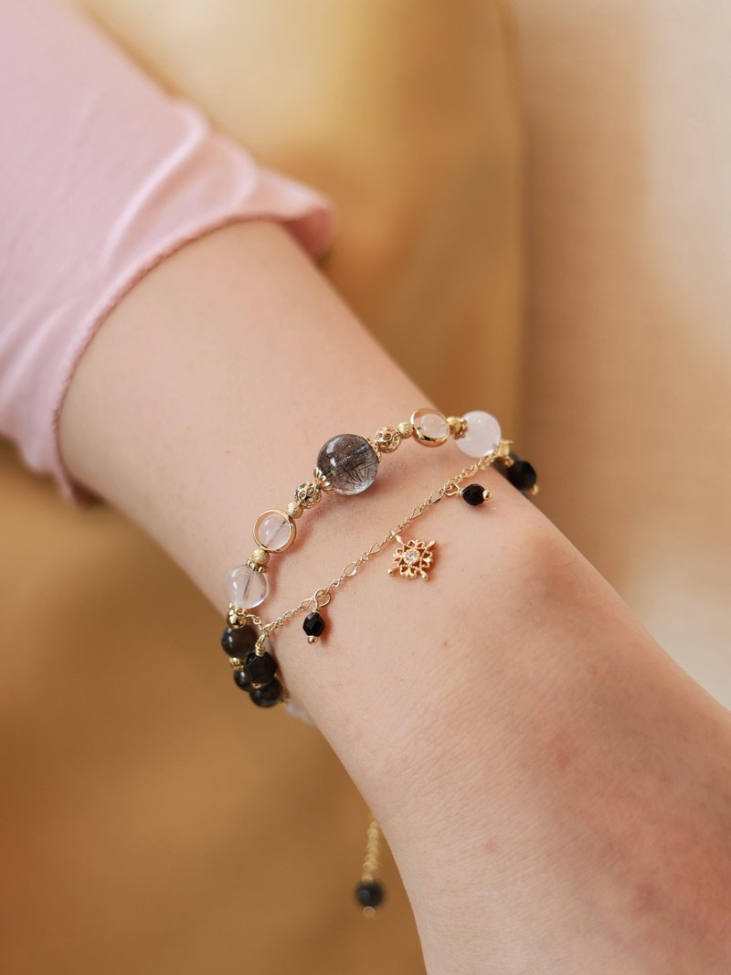 黑曼陀罗。满丝黑发晶 月光石 黑太阳石 14K包金 水晶矿石手链 - 手链/手环 - 水晶 黑色