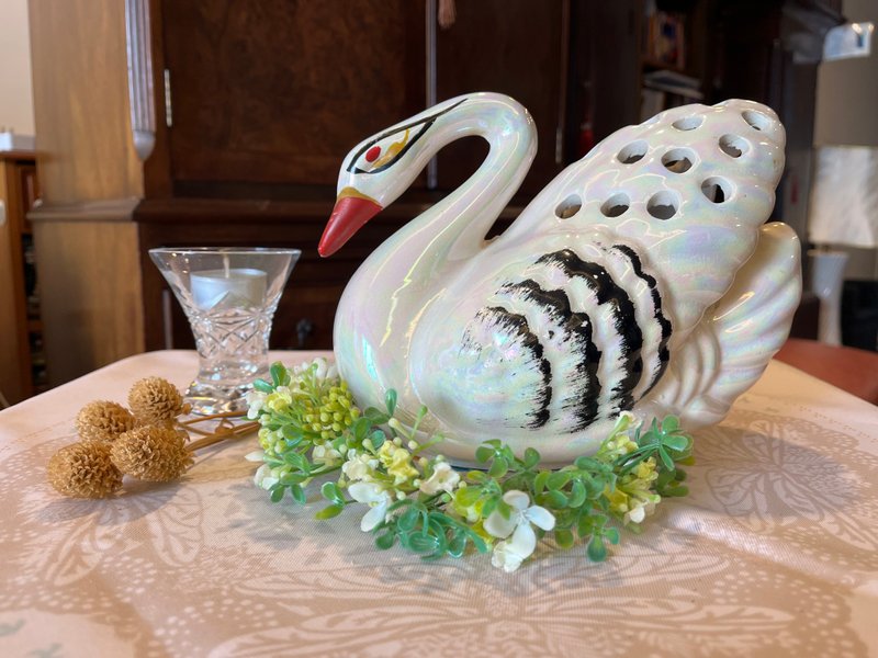 英国瓷器装饰艺品-天鹅 - 花瓶/陶器 - 瓷 白色