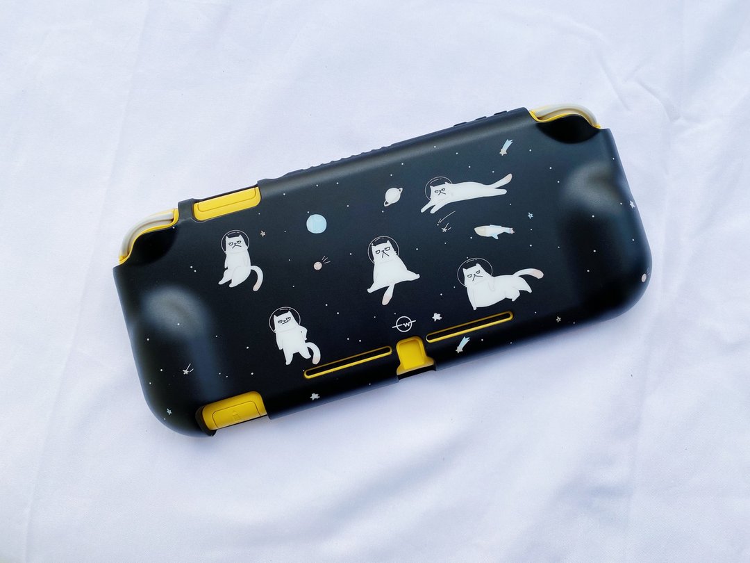 厌世猫星人 SWITCH LITE 保护套 附送猫肉球Joystick保护胶 - 数码小物 - 塑料 黑色