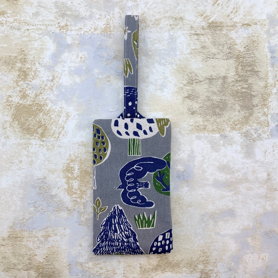 飞鸟与树—铺棉手机套/手机袋 - 手机壳/手机套 - 棉 