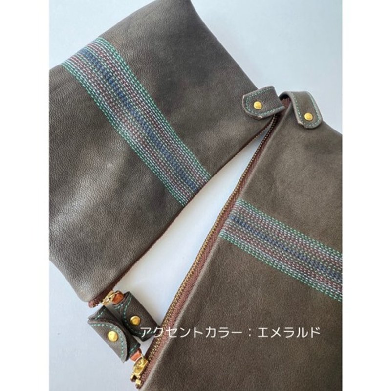 Pinkoi 代购 -  M 号刺绣袋“蓝色针迹”木炭 x 祖母绿（山羊皮） - 化妆包/杂物包 - 真皮 