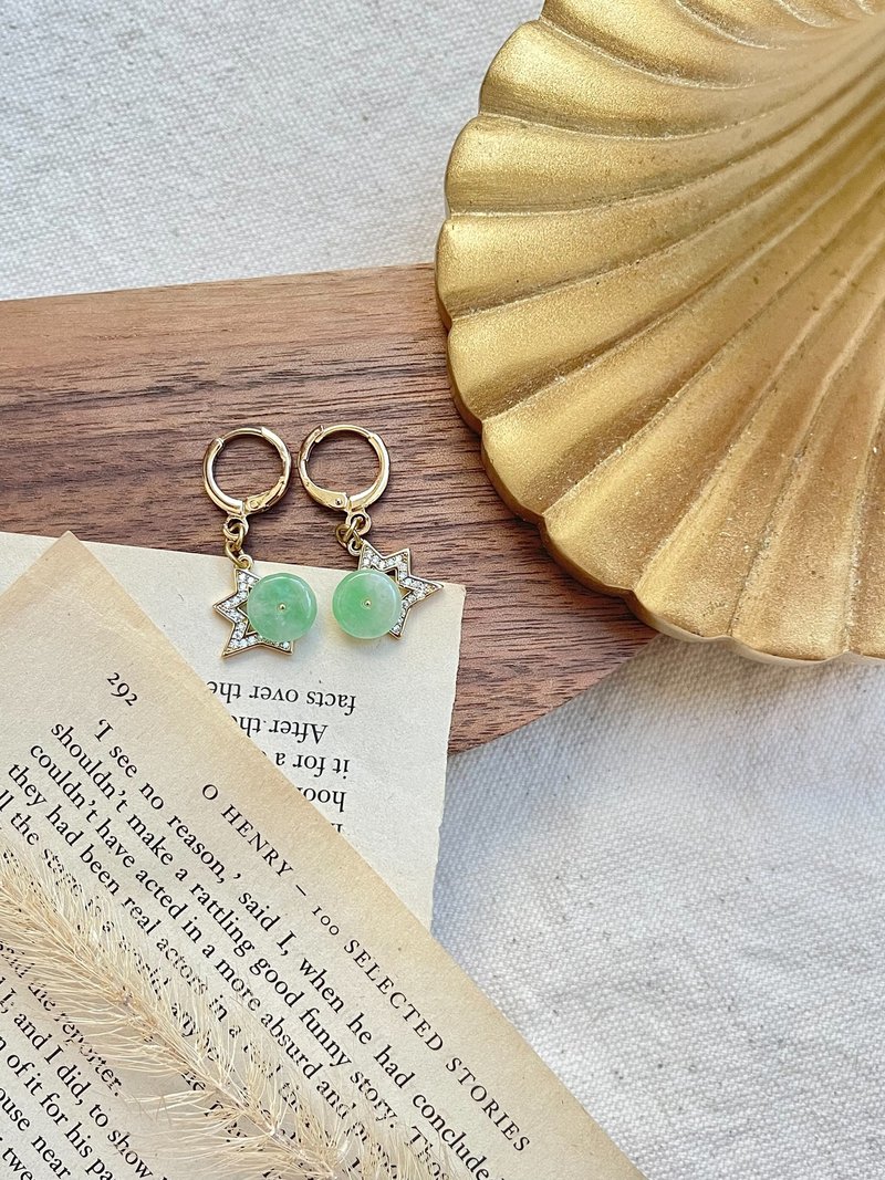 果绿平安扣星星翡翠14k包金耳环  |天然缅甸翡翠 - 耳环/耳夹 - 玉石 金色