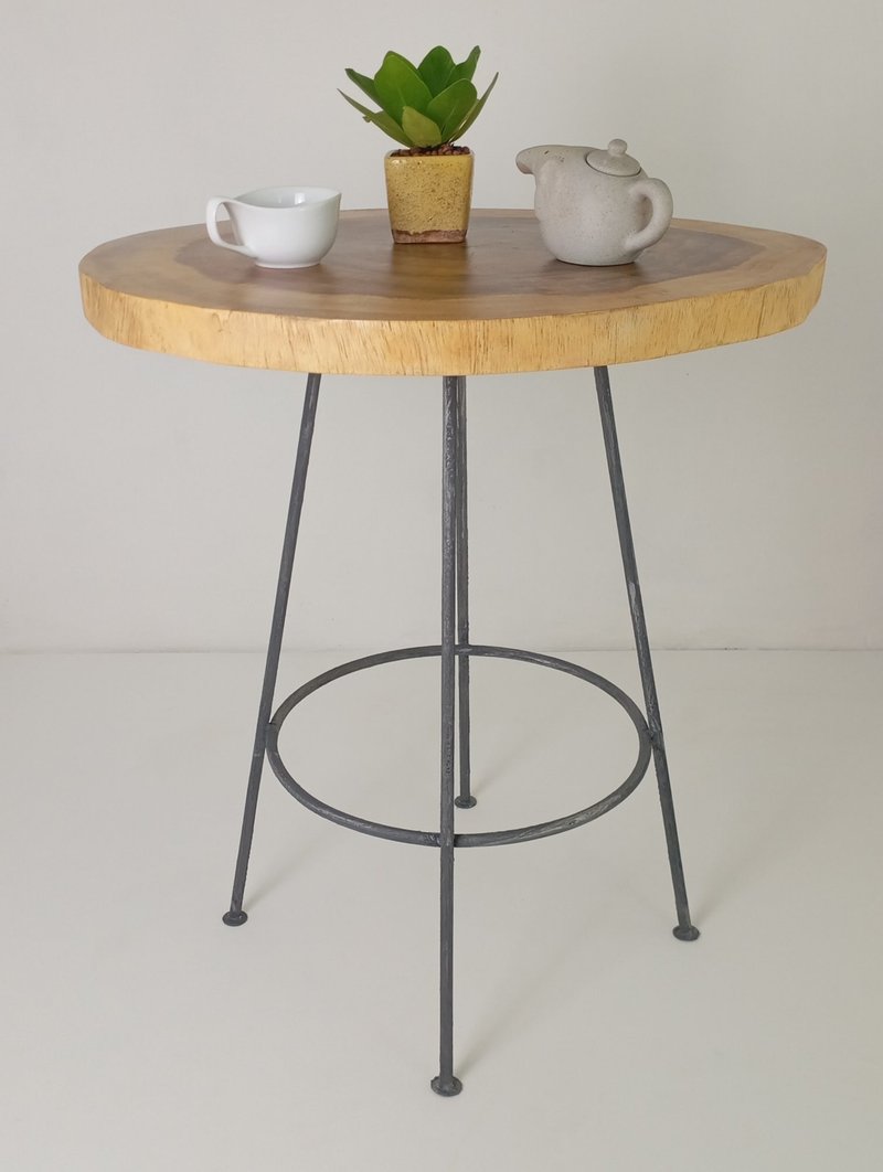 铁木桌子，原创设计桌 - 餐桌/书桌 - 其他金属 灰色