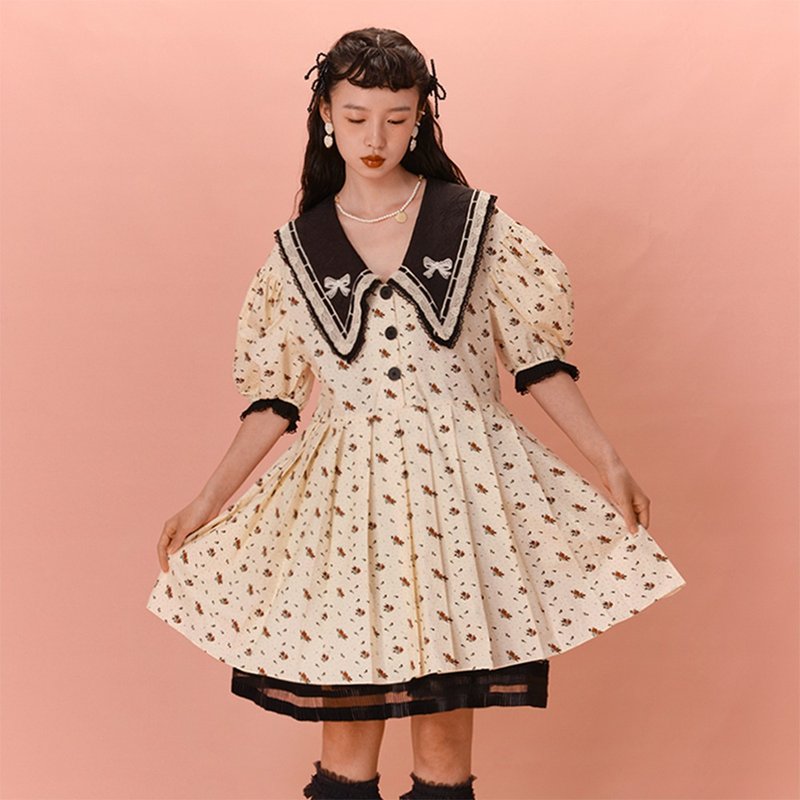 法式方领碎花洋装女新款设计感a字约会裙 - 洋装/连衣裙 - 棉．麻 