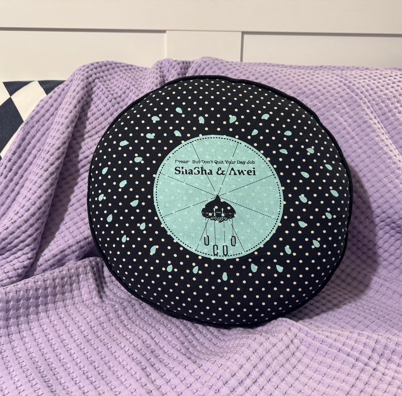 星雨圆形双面靠枕 - 枕头/抱枕 - 棉．麻 