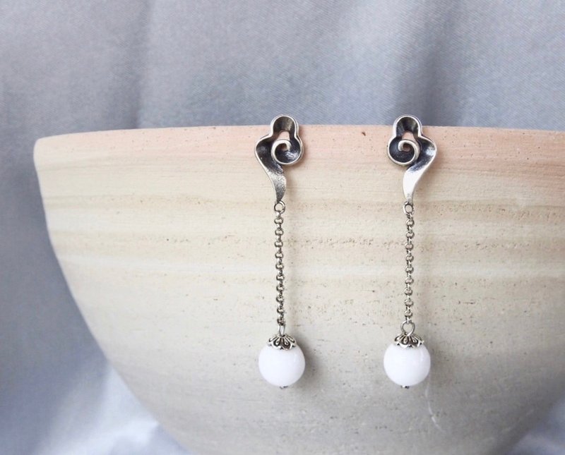 云云-925纯银 - 耳环/耳夹 - 纯银 银色