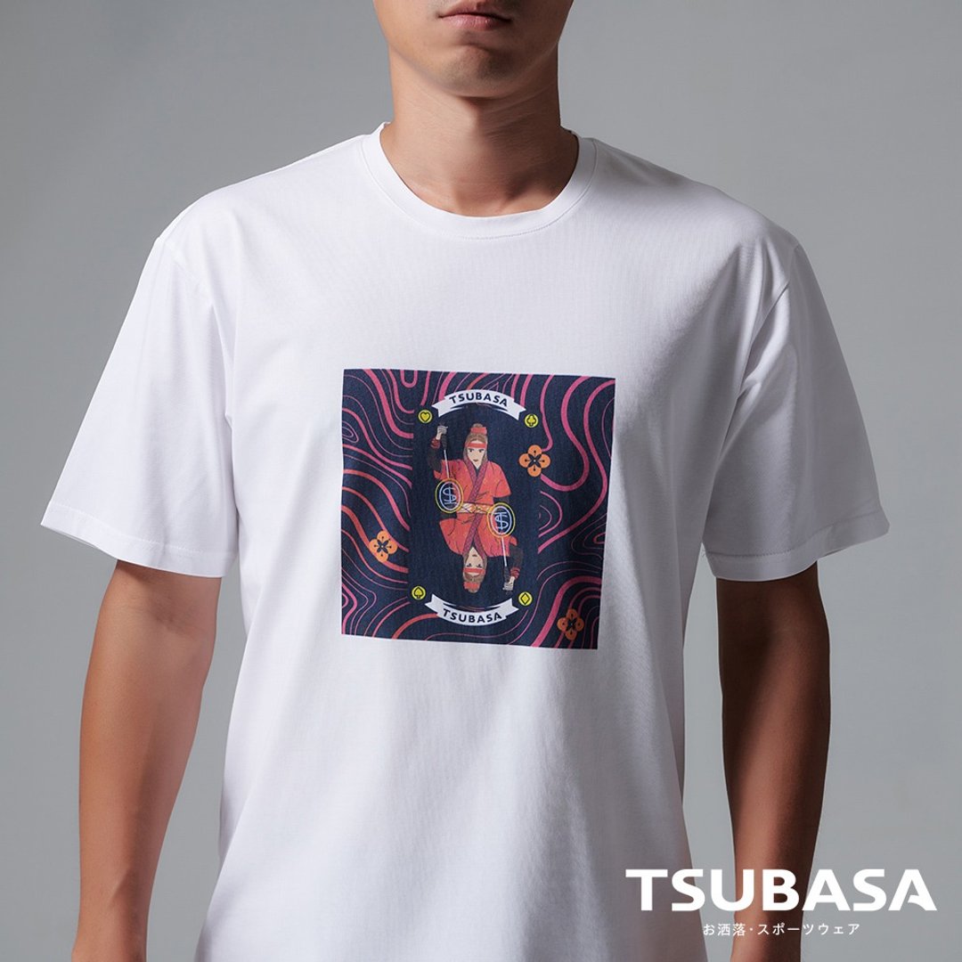 YAMATO联名款 圆领白T-shirt  女忍者与羽球拍图案 情侣装 短袖 - 男装上衣/T 恤 - 棉 白色