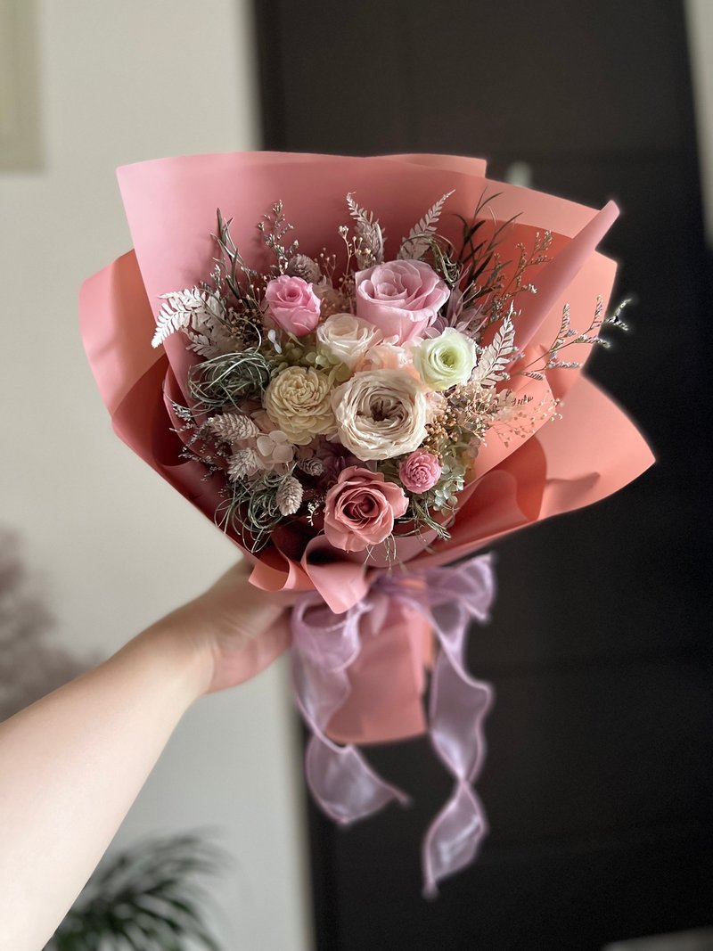 缤纷色 永生花束 干燥花束 毕业花 永生玫瑰 生日花 祝福礼物 - 干燥花/捧花 - 植物．花 多色