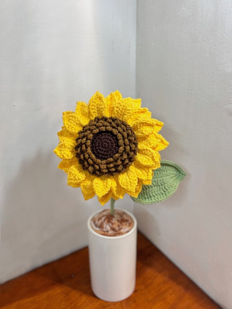 向日葵盆花 毕业花盆 编织向日葵 - 干燥花/捧花 - 其他材质 黄色