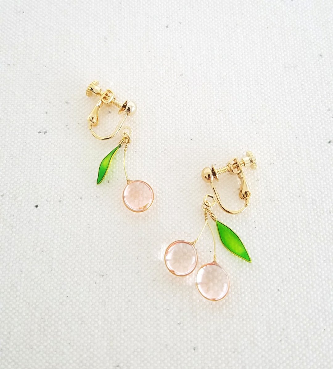 cherry clip-earrings - 耳环/耳夹 - 其他材质 粉红色