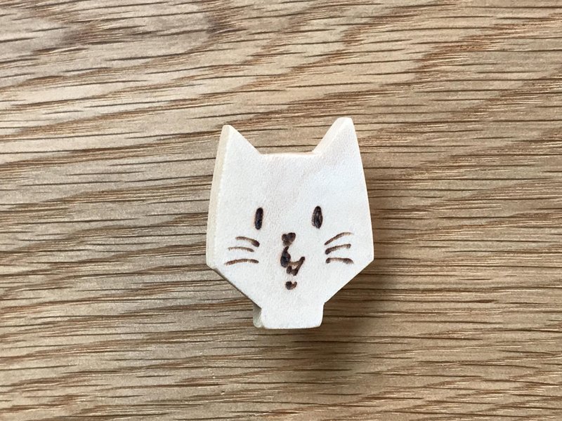 Nyanko brooch boy cat cat wooden wood - 胸针 - 木头 