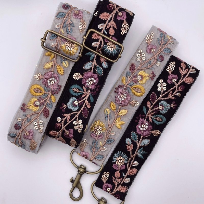 刺绣手机背带 可调节背带 好烦小姐 - 手机配件 - 其他人造纤维 黑色