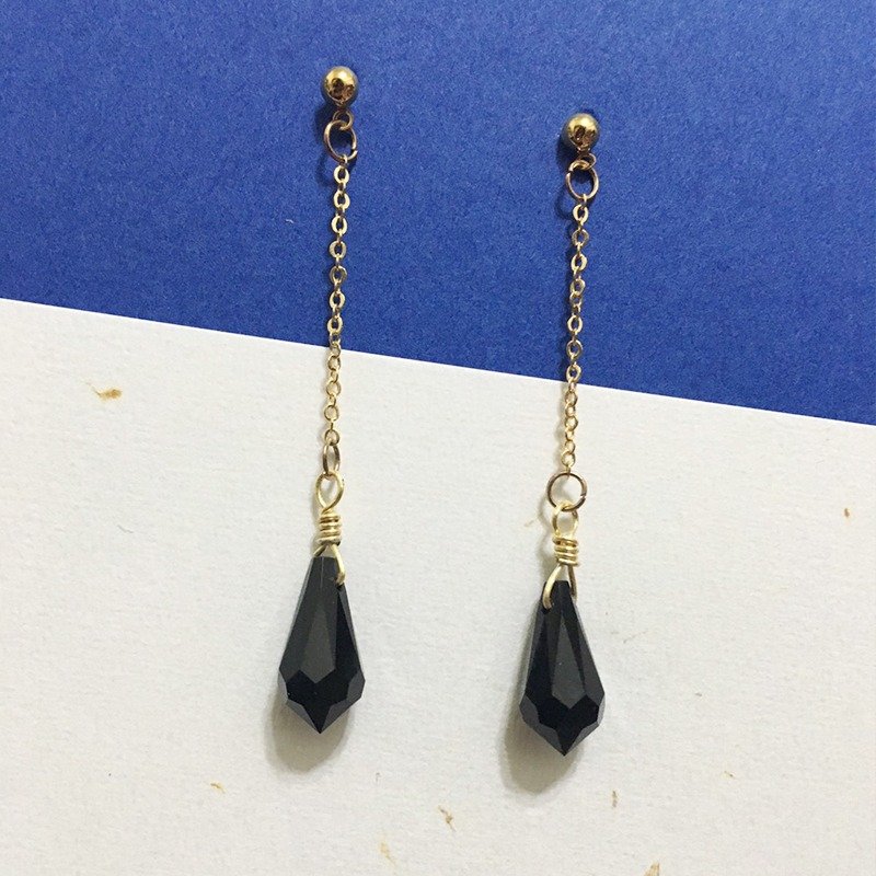 低调 黑◆可改夹式 Earrings / 一对 / 施华洛世奇水晶  合金 耳环 / 礼物定制设计 - 耳环/耳夹 - 其他材质 黑色
