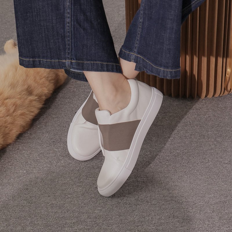 宽绷带-不对称结构休闲鞋-白色-跟高2.8CM - 女款休闲鞋 - 真皮 白色