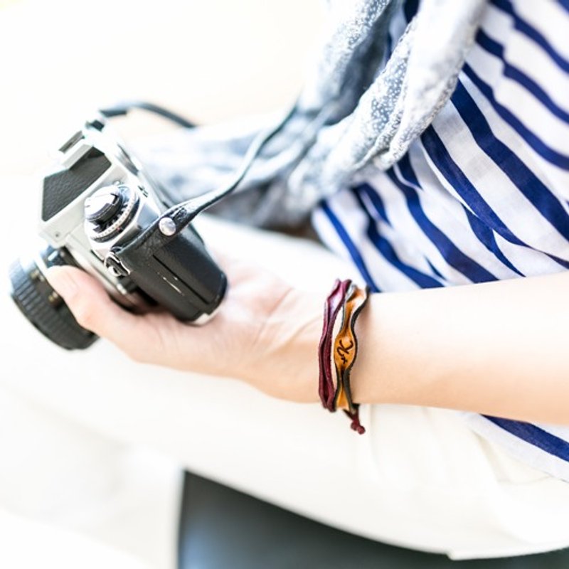 Leather bracelet / double roll Women's - 手链/手环 - 真皮 