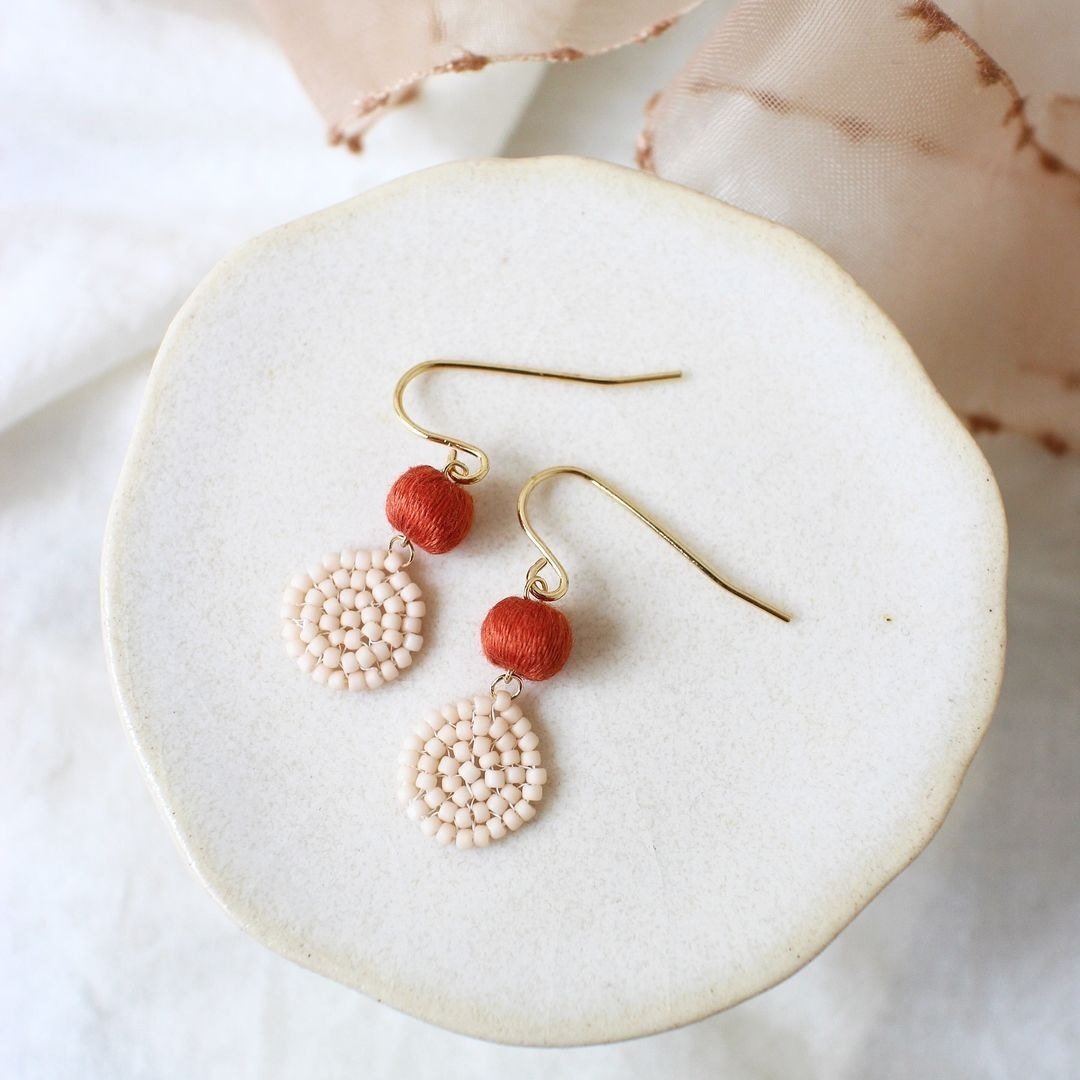 串珠耳饰_果实系列/编织/橘红/beading earing - 耳环/耳夹 - 绣线 橘色