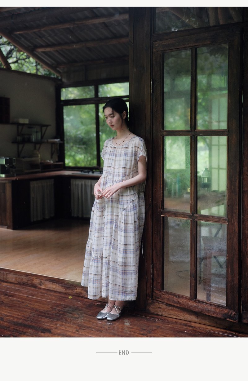 杏底蓝色100苎麻连衣裙洋裝 - 洋装/连衣裙 - 棉．麻 蓝色