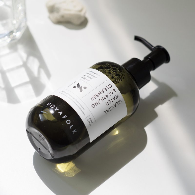 冰河水平衡洁颜露 200ml - 丝柔凝露质地  温和洗净 洗后超保湿 - 脸部清洁/卸妆用品 - 其他材质 
