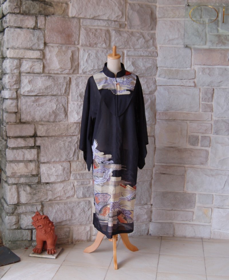 复古经典 黑底典雅的日式风情 和服袖连衣裙 和服改造 độc nhất Vô nhị 可水洗和服洋装 - 洋装/连衣裙 - 聚酯纤维 黑色