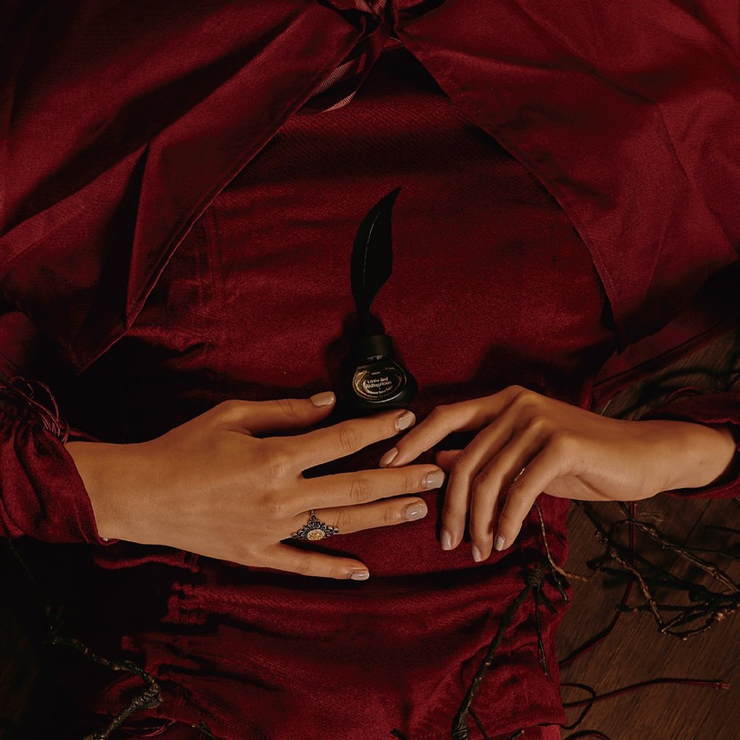 BG1791 Little Red Riding Hood Gel Nail - 指甲油/指甲贴 - 其他材质 灰色