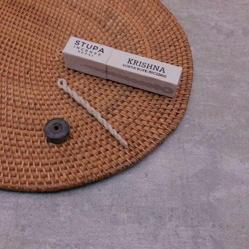 天然草本香氛 尼泊尔Stupa 手工绳香 - Krishna - 香薰/精油/线香 - 浓缩/萃取物 白色