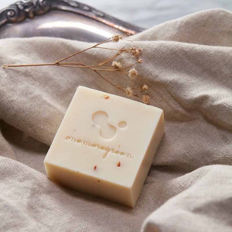 晚安小茉莉 茉莉净白皂│中干性肌肤│洁颜 沐浴 - 肥皂/手工皂 - 植物．花 白色