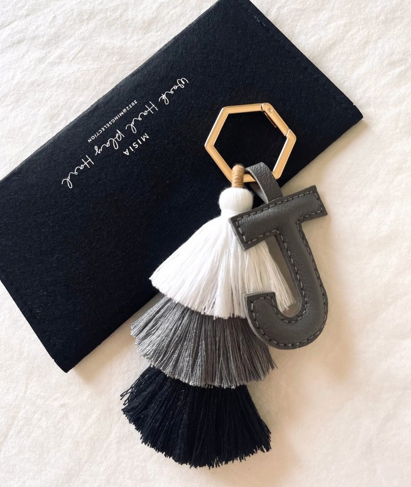 【MISIA】622订制BOHO皮革字母流苏挂饰-格雷系 - 吊饰 - 真皮 