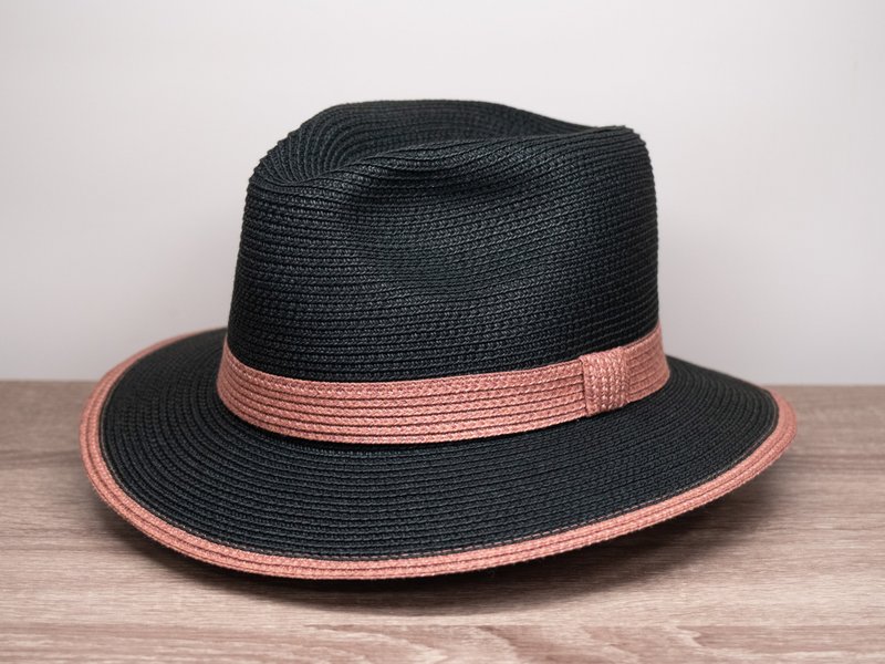 英伦简约绅士帽-黑耀粉 纸线编织 - 帽子 - 纸 咖啡色