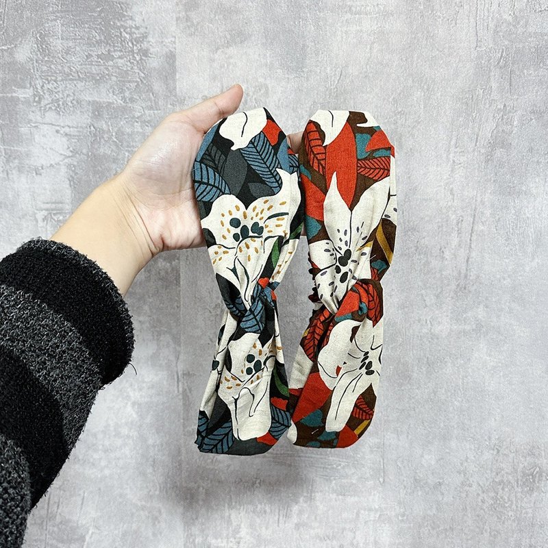 手工发带 / 百合花 / 优雅图腾 / 东京限定 / 麻质 / 女装 - 发带/发箍 - 棉．麻 多色